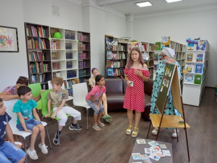 «Умные каникулы» в Областной детской библиотеке