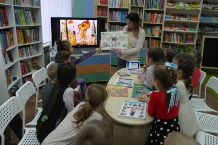 Детские клубы в библиотеке