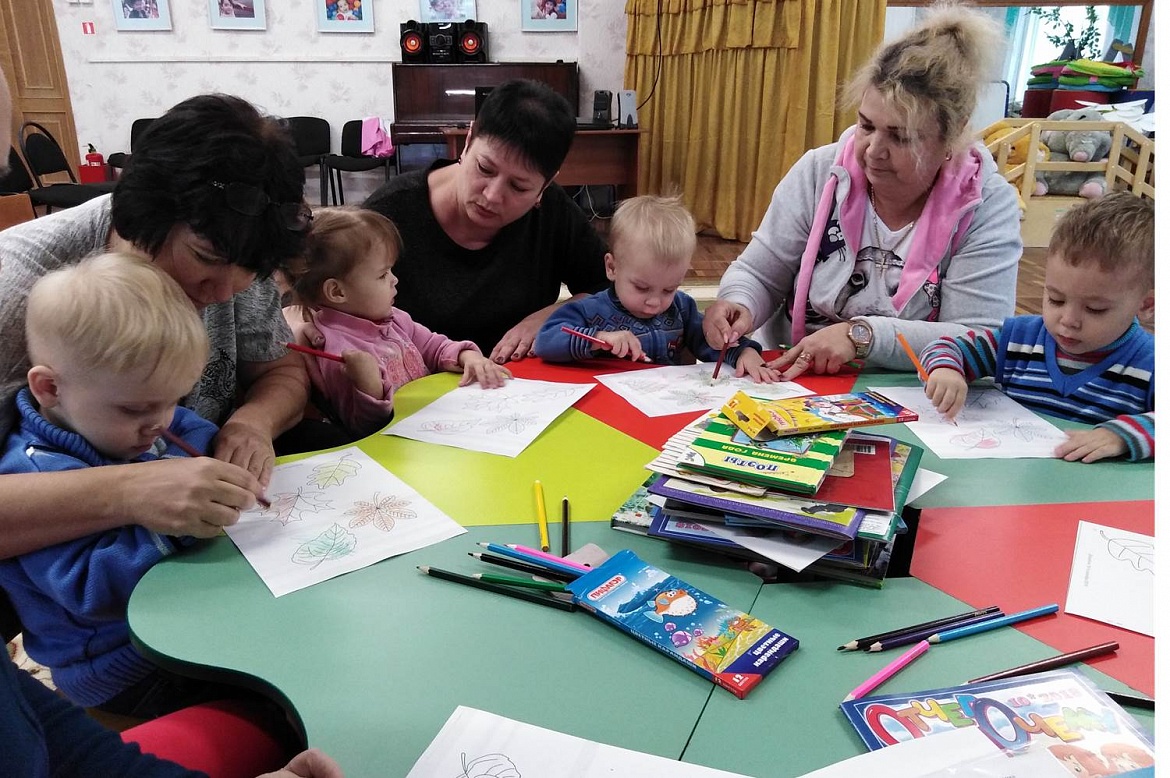 Областная детская библиотека вновь в гостях у «Капельки»