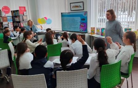 Представители Регионального Центра финансовой грамотности Астраханской области — гости детской библиотеки