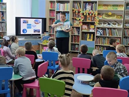 Воскресные клубы в библиотеке: увлекательные встречи для детей