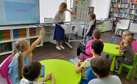 Клуб «Говорим по‑английски» устроил настоящее детективное приключение!