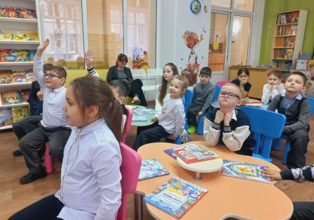 «Весёлый багаж»: литературное приключение к 100‑летию стихотворения Маршака