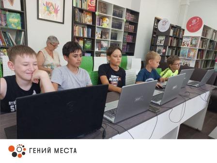 Программирование «Звезды и снежинки»