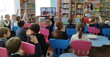 «В гостях у сказочников» — интерактивное путешествие к 200‑летию сборника сказок братьев Гримм