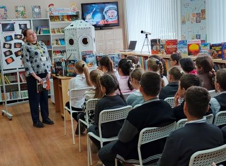 Между небом и землёй: история покорения космоса