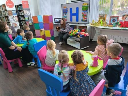 Семейные клубы: путешествия в мир книг, знаний и творчества