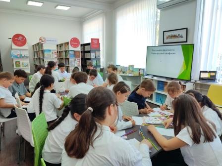 Музыка, которая говорит за целый город: встреча к юбилею Шостаковича в библиотеке