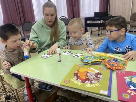 Интерактивное чтение «Путешествие по сказкам»