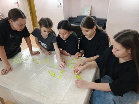 Сотрудники библиотеки посетили Центр помощи детям «Улитка»