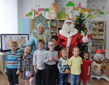 «Добрые снежные истории» в детской библиотеке