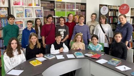 «Создаём историю вместе»: творческая мастерская с Мариной Паренской