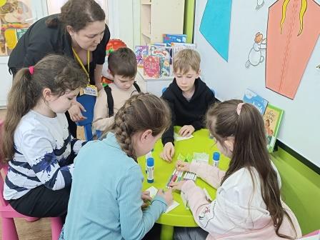 «Спасибо за жизнь»: тёплая встреча в детской библиотеке