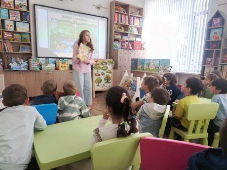 Литературно игровой час «Тайна крошечных зверей»