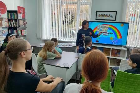 «Удивительное рядом»: увлекательный путеводитель в мир знаний