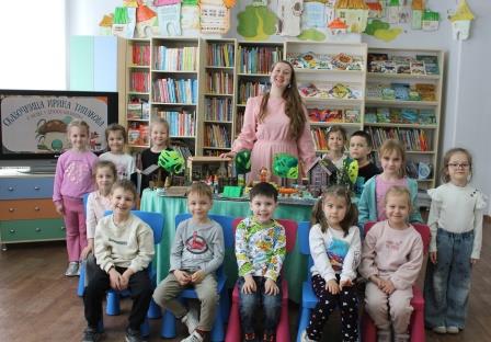 Юные читатели Детской библиотеки увидели сказочное представление