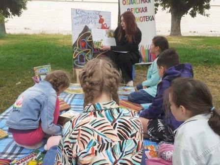 Книжный пикник