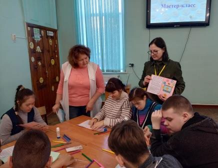 Библиотекари провели познавательные встречи в рамках Недели безопасного Рунета 2026 и акции «Дарите книги с любовью»