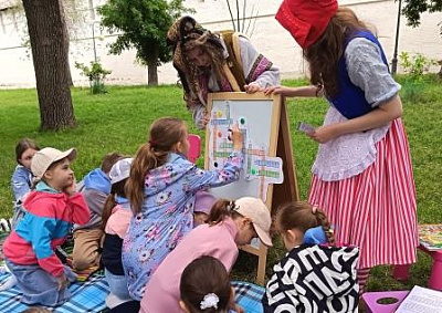 «Книжные пикники» стартовали!