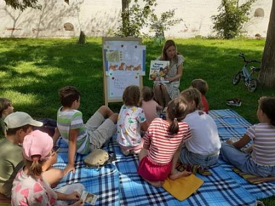 Полезная сказка на книжном пикнике